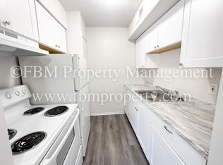 1401 N Clay St #A, Ennis, TX 75119