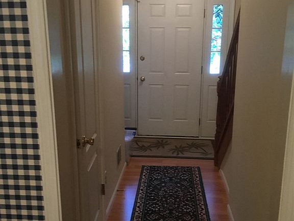 2nd image of 30 Gloucester St