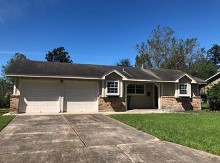 1900 Maple Ave, Orange, TX 77632