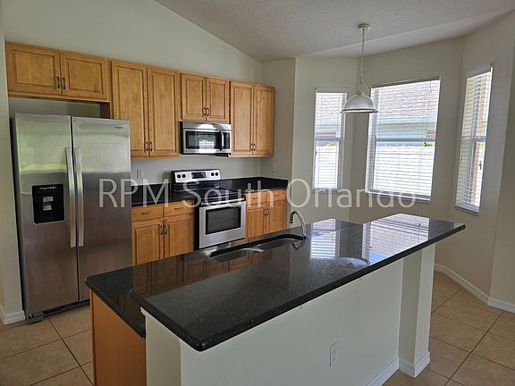 2nd image of 2348 Brewerton Ln