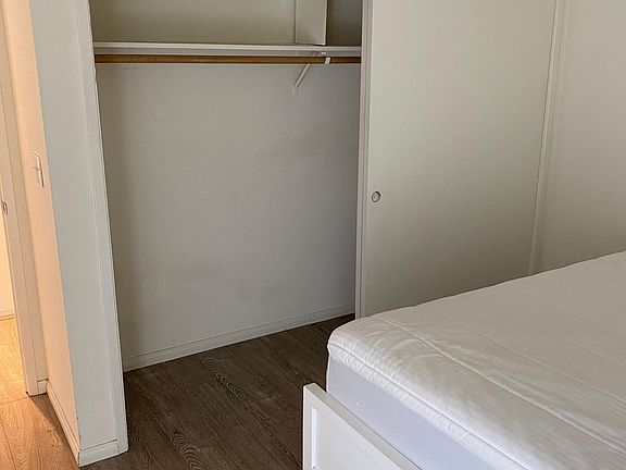 5th image of 670 E Solana Cir