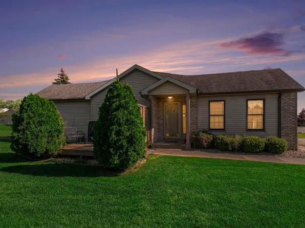 5208 Park South Blvd, South Bend, IN 46614