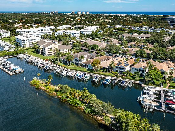 3rd image of 424 Coral Cove Dr #424