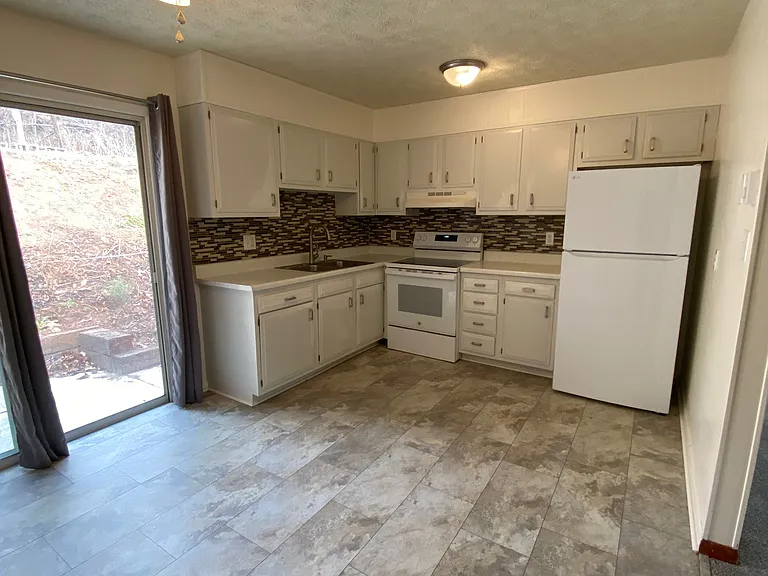 68 Webb Cove Rd #D — Photo 21