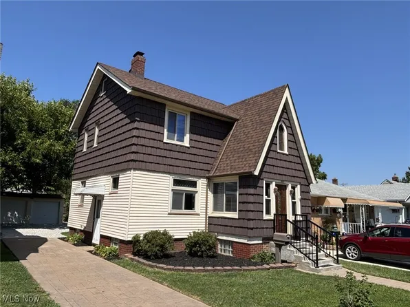 7010 Westlake Ave, Parma, OH 44129