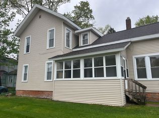 500 E Main St APT 3, Paw Paw, MI 49079