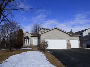 9464 92nd St S, Cottage Grove, MN 55016