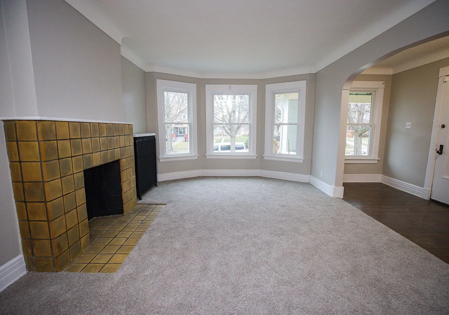 343 Boston Place — Photo 3
