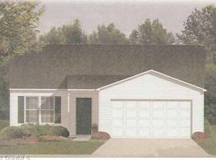 4520 Westhill Pl, Winston Salem, NC 27107