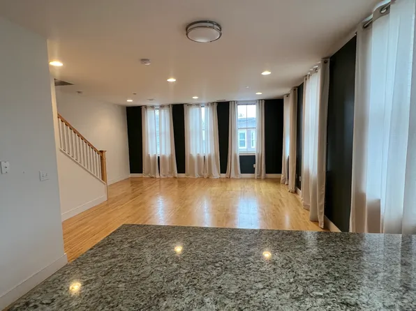 104-106 2nd St, Cambridge, MA