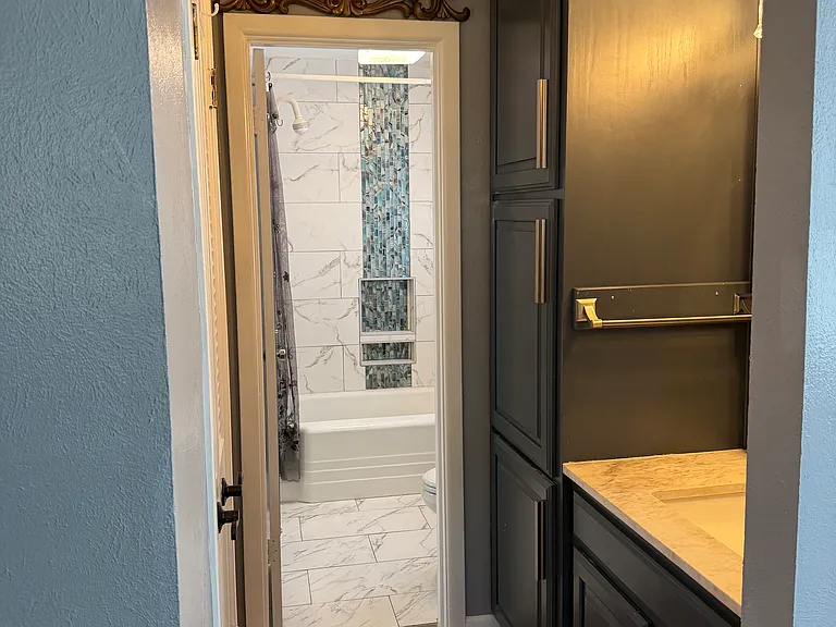 809 W Cheryl Ave — Photo 4