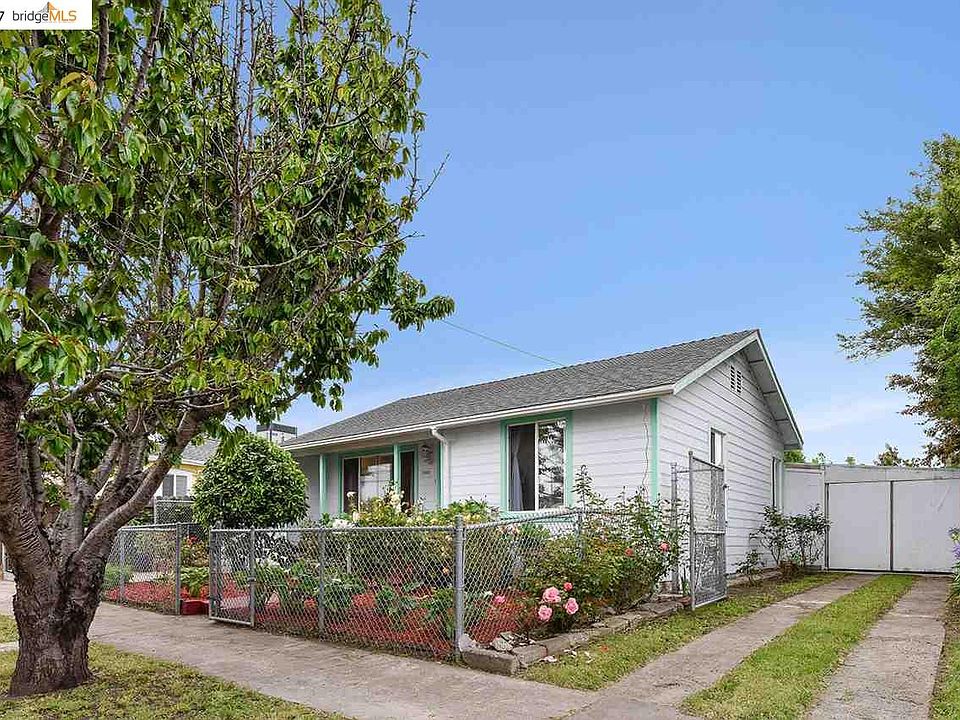 1st image of 2880 Moran Ave