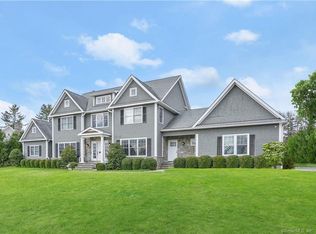 4 Calder Bridge Dr #4, Stamford, CT 06904