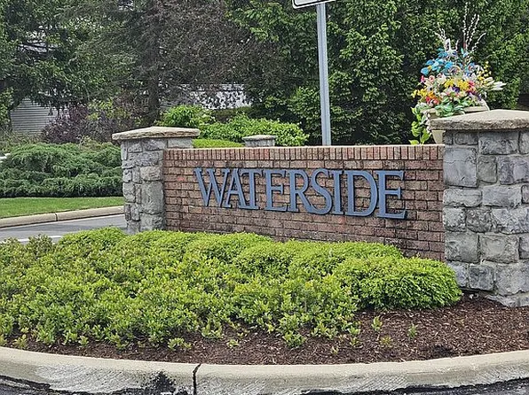 7008 Longwater Dr, Maumee, OH 43537