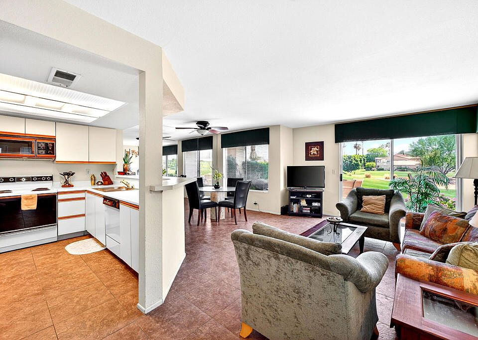 1st image of 78199 Indigo Dr