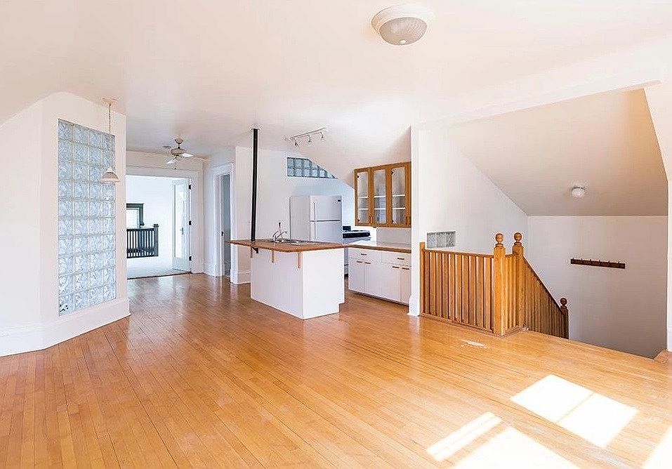 1st image of 1828 11th Ave S APT 3