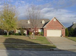 8503 N 100th East Ave, Owasso, OK 74055