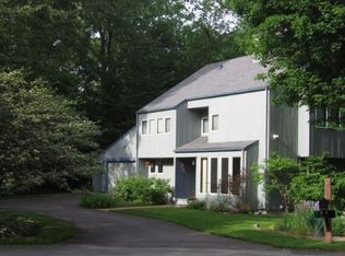 5045 Kings Ct, Greenwood, MN 55331