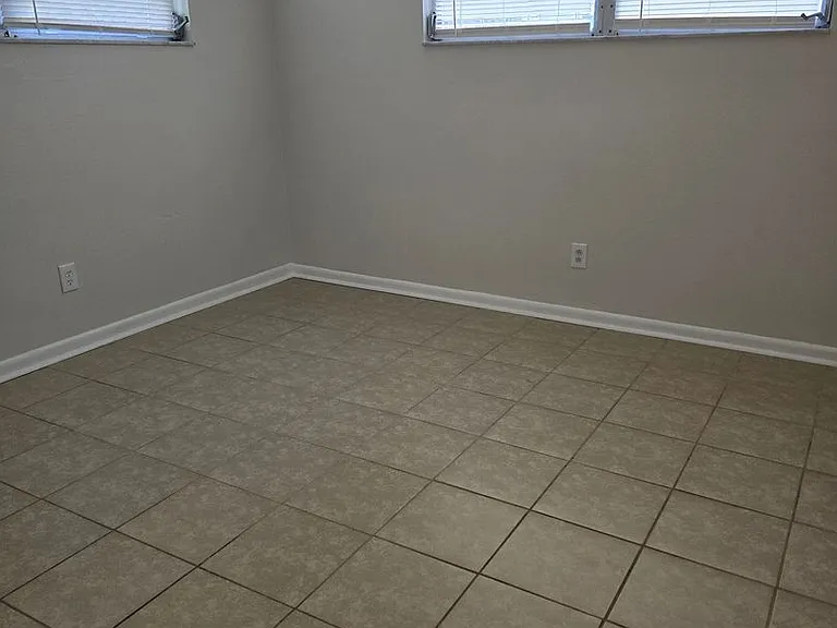 320 Pleasant Grove Rd — Photo 8