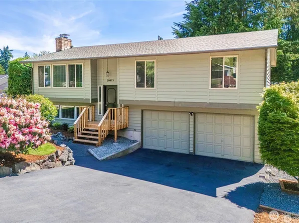 20873 2nd Place SW, Normandy Park, WA 98166