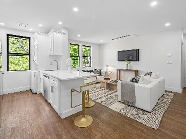 214 5th Ave, Pelham, NY