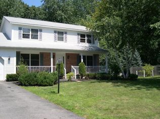 109 Heather Ct, Niskayuna, NY 12309