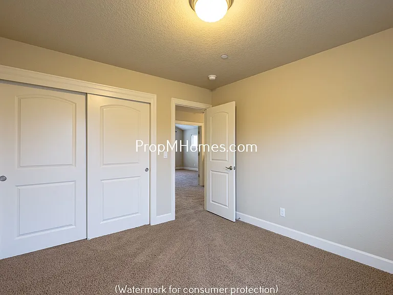 10655 SW Barber St — Photo 16