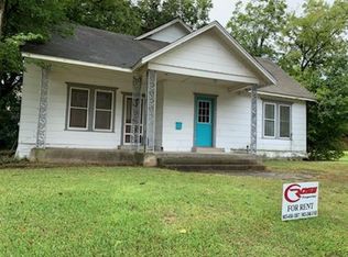 1409 Sycamore St, Commerce, TX 75428