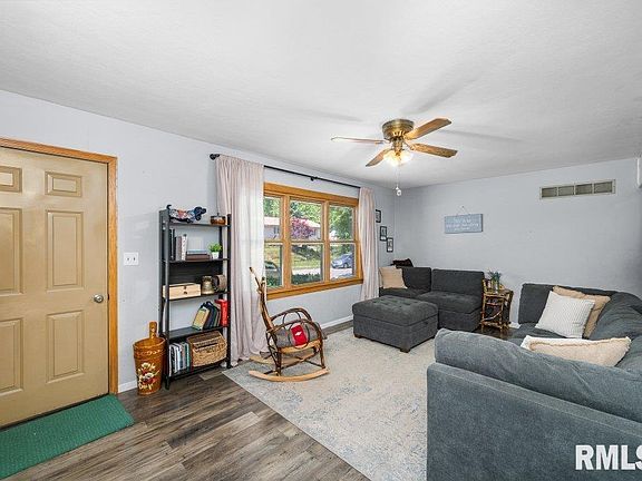 3rd image of 3517 Magnolia Ct