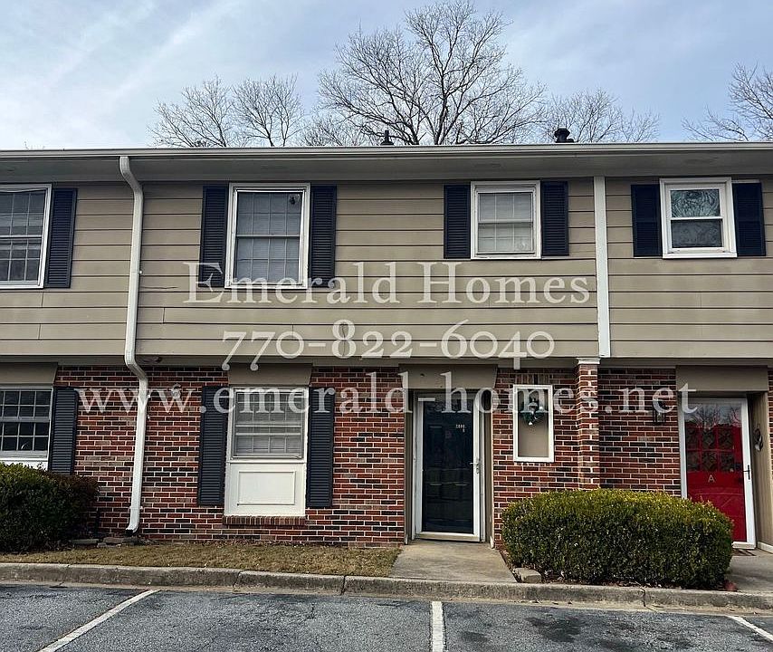 1st image of 2080B Kings Gate Cir SW