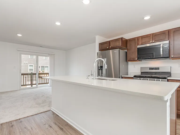 2131 Sassafras Way #C — Photo 5