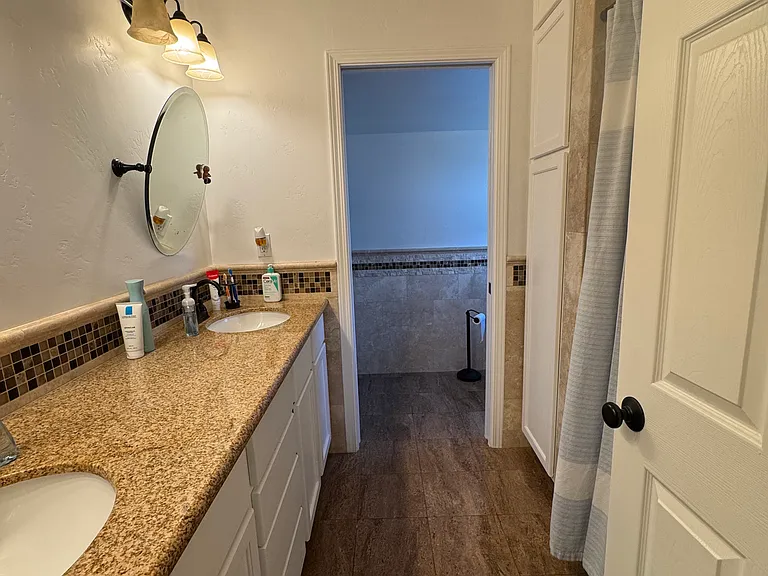 1045 Paseo Del Norte — Photo 14