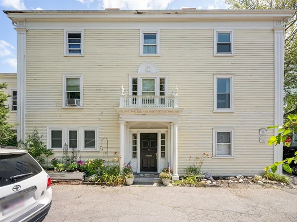 1 Green St Unit 5, Marblehead, MA 01945