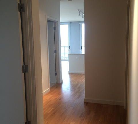4th image of 400 W Huron St Unit 501
