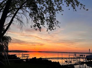 W6612 Puckaway Rd, Markesan, WI 53946