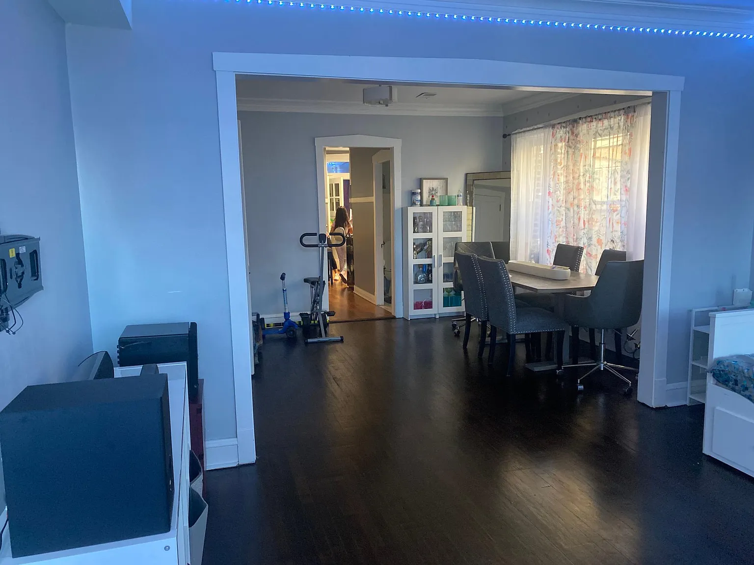 4153 W Nelson St — Photo 3