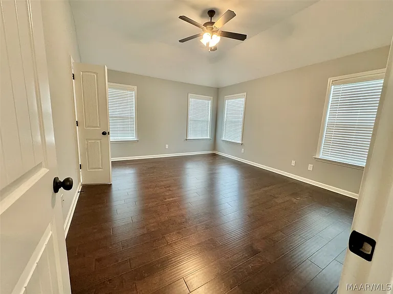 9243 Crescent Lodge Cir — Photo 8