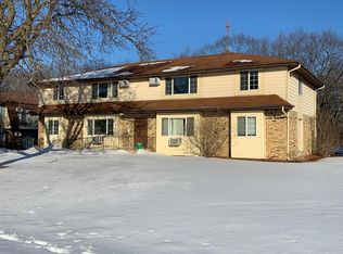 738 Mansfield Ct, Hartland, WI 53029
