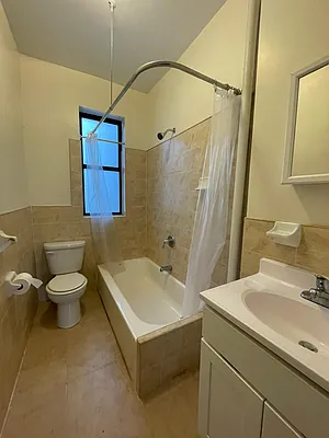 Rented by REAL New York | media 7