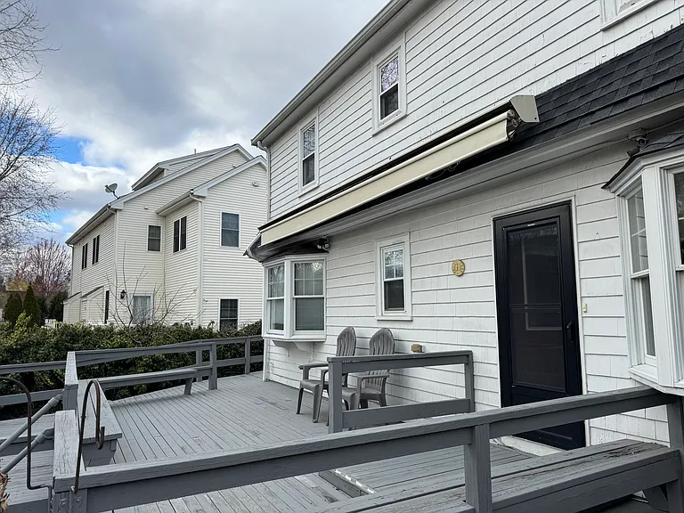 22 Prentiss St — Photo 14
