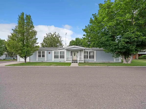 910 Moon Glo Ave Space 89, Buhl, ID 83316