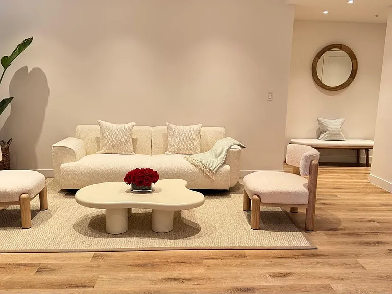 1744 Butler Ave #205 — Photo 32
