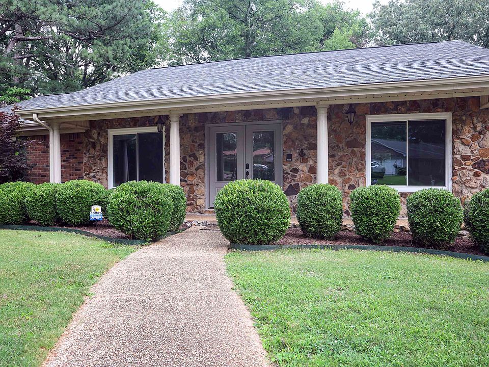 1st image of 1909 Beechwood Dr