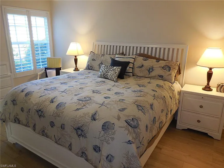4238 Redonda Ln — Photo 17