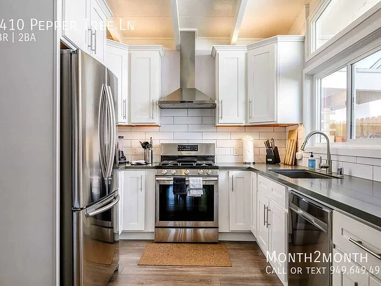 3410 Pepper Tree Ln — Photo 24