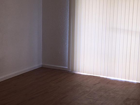 2nd image of 1113 Scotsdale Dr APT D