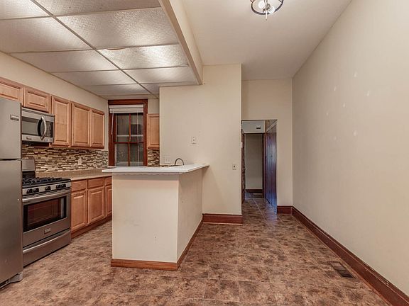 2nd image of 2237 Oregon Ave #A