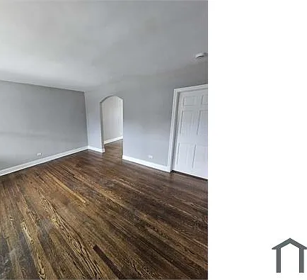 3 bed, 1080 sqft, $2,200 — Photo 2