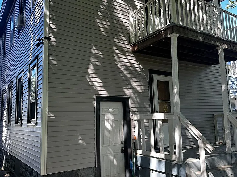 310 Division St — Photo 1