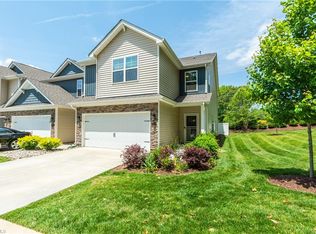 700 Riley Ln, Greensboro, NC 27455